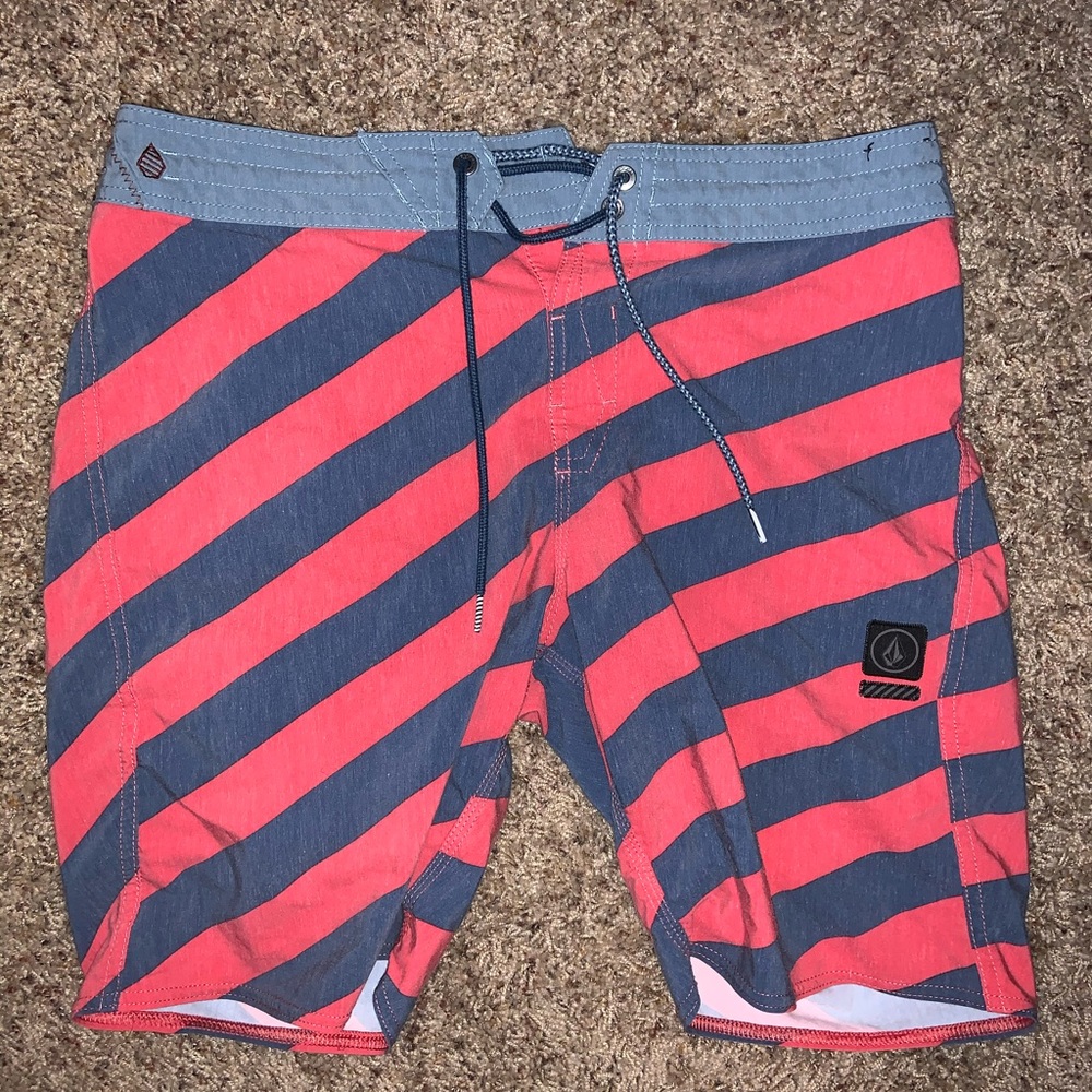 Men’s Volcom Board short